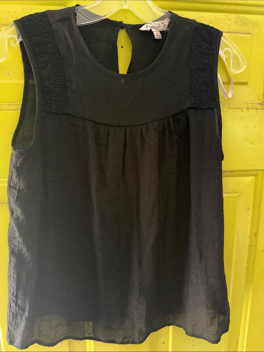 Nanette Lepore Black Sleeveless Linen-Blend Gathered Yoke Top